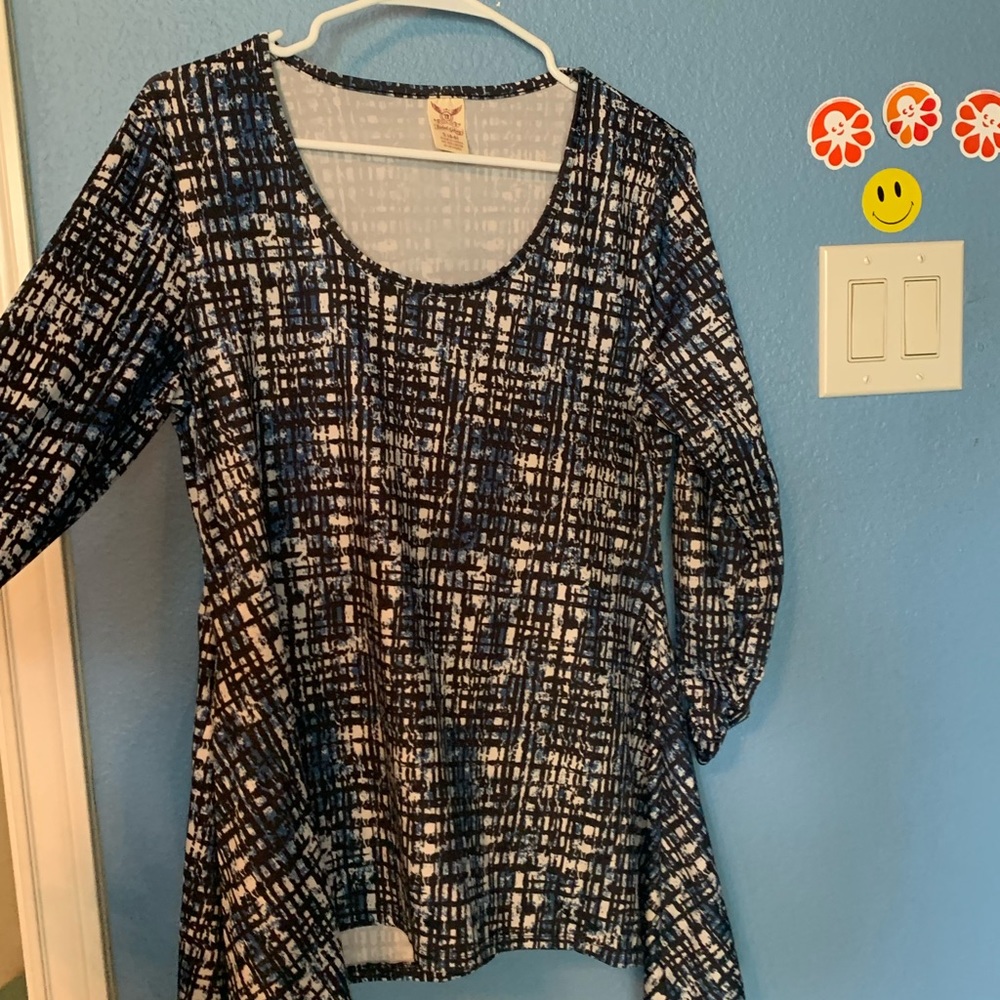 Patterned navy blouse - Picture 3 of 5